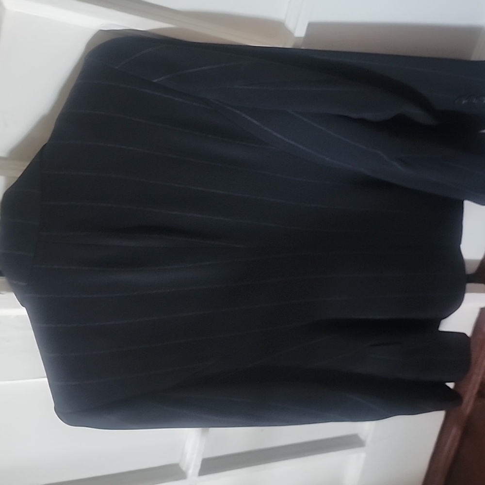 Blazer - Picture 4 of 6